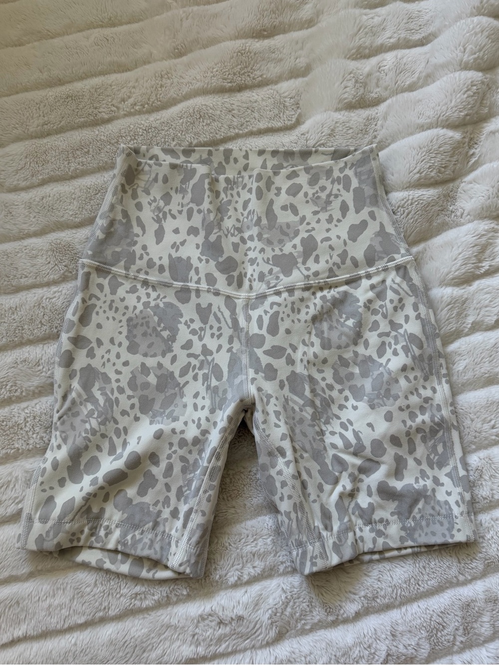 Lululemon Align High Rise Bike shorts